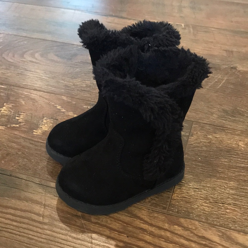 Cat & Jack fur lined boots